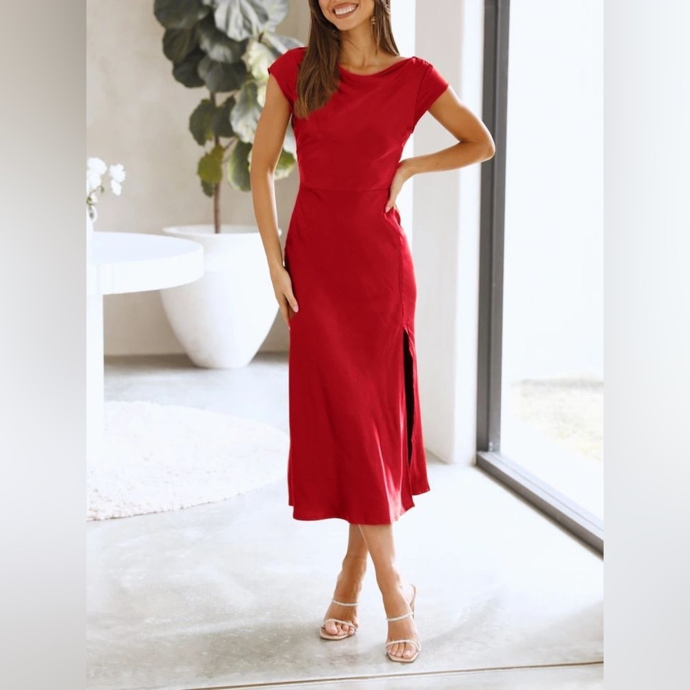 Elegant back twist satin dress